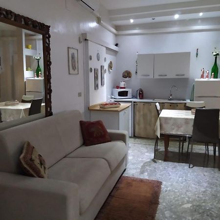 Paky'S House Bed and Breakfast Bari Buitenkant foto